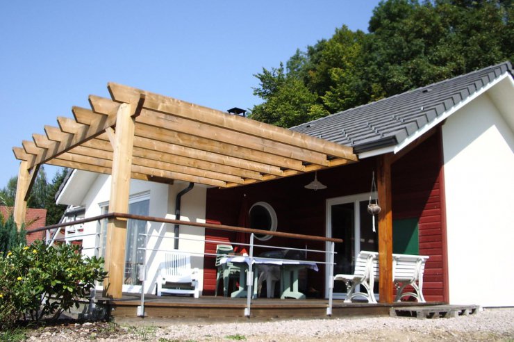 Maison tournée vers le soleil